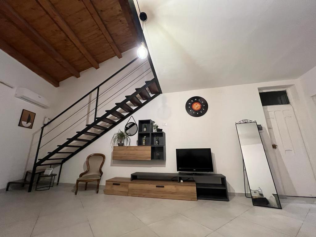 La Terrazza Del Capo Apartment Palermo Bagian luar foto